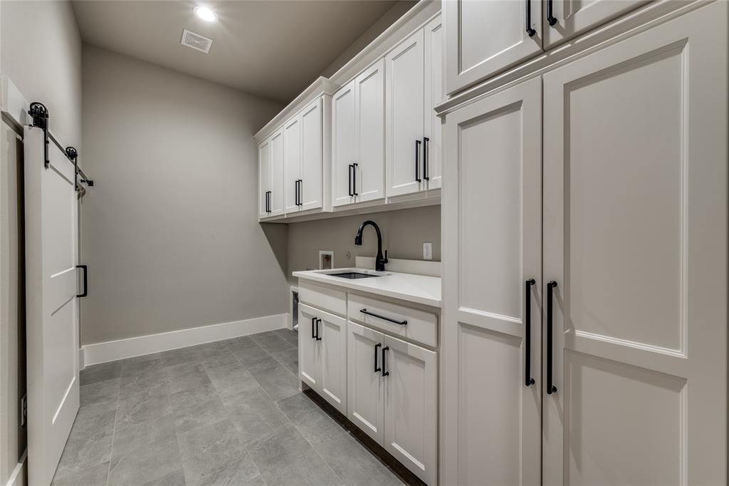 365 Crosswood Creek Court Property Photo 34