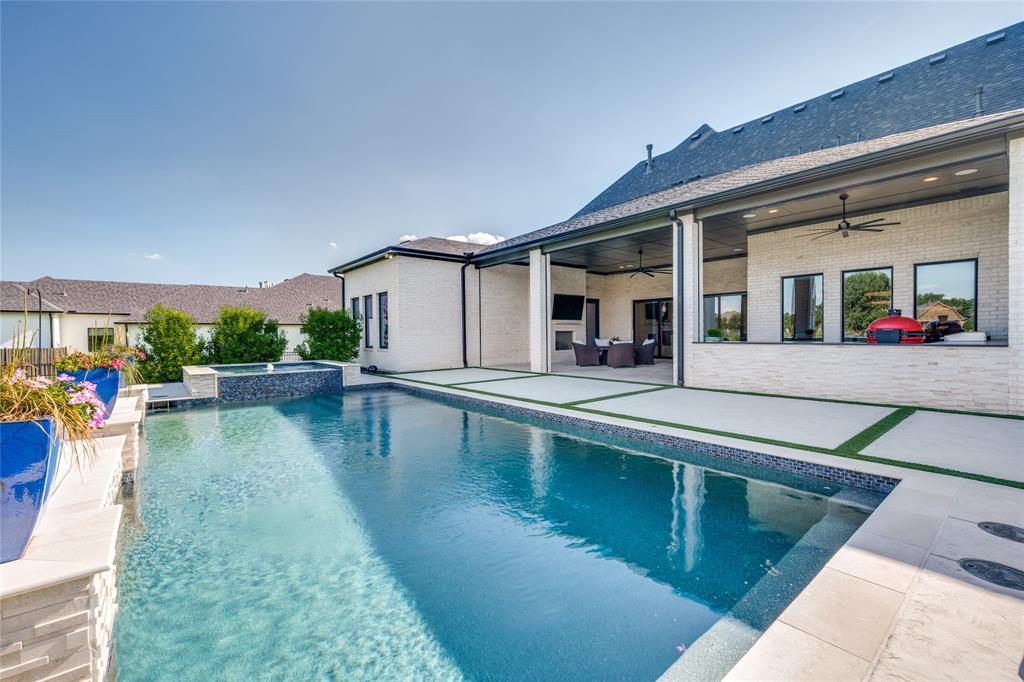 365 Crosswood Creek Court Property Photo 37