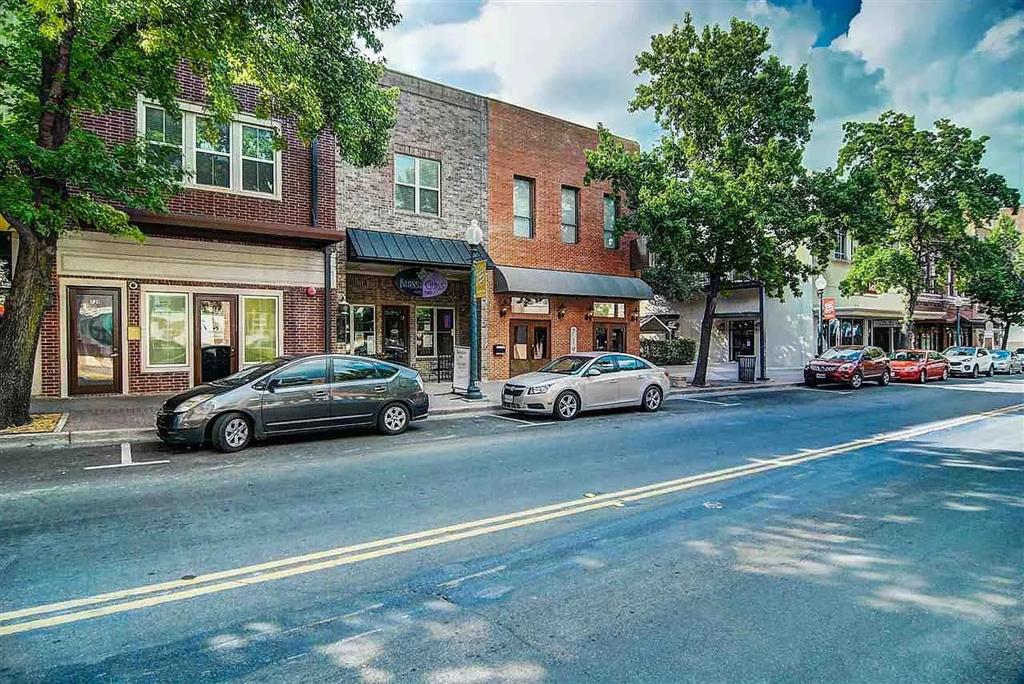 721 Austin Avenue Property Photo 1