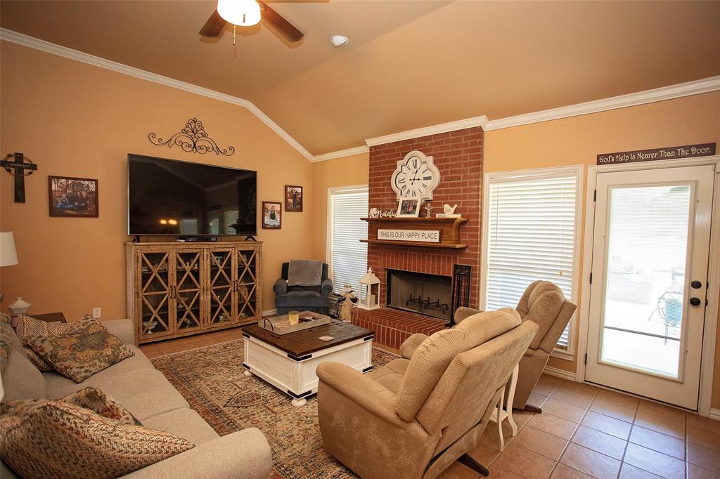 117 Salem Loop Property Photo 9