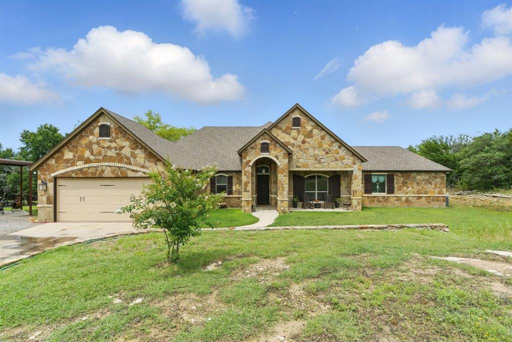 565 Ridgeway Drive Property Photo 1