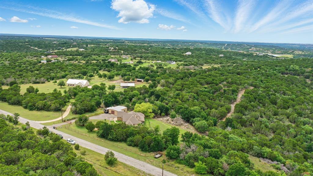 565 Ridgeway Drive Property Photo 10