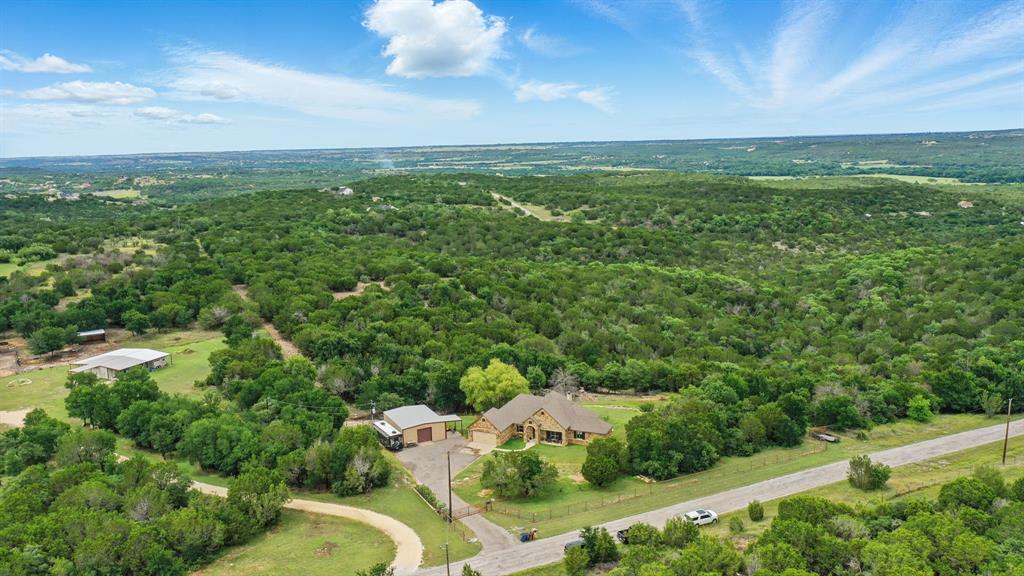 565 Ridgeway Drive Property Photo 11