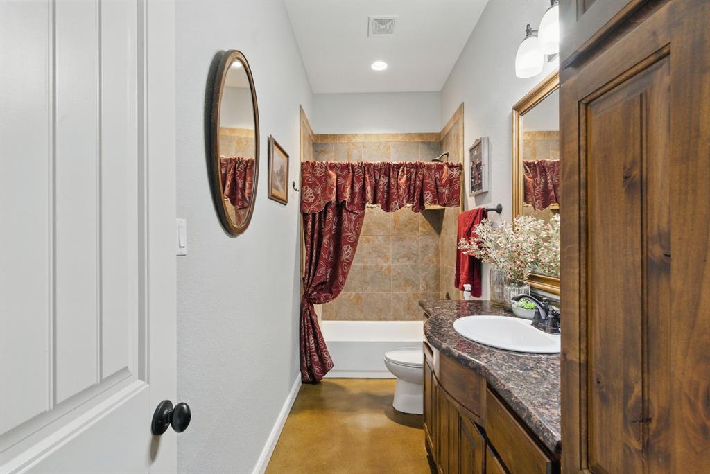 565 Ridgeway Drive Property Photo 30