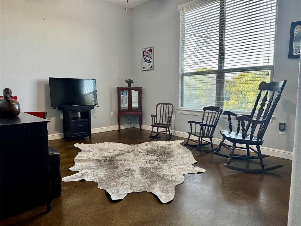 565 Ridgeway Drive Property Photo 37
