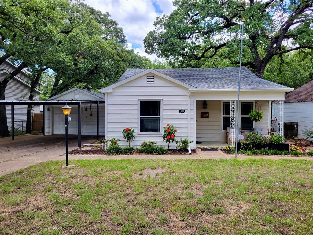1122 Long Avenue Property Photo 1