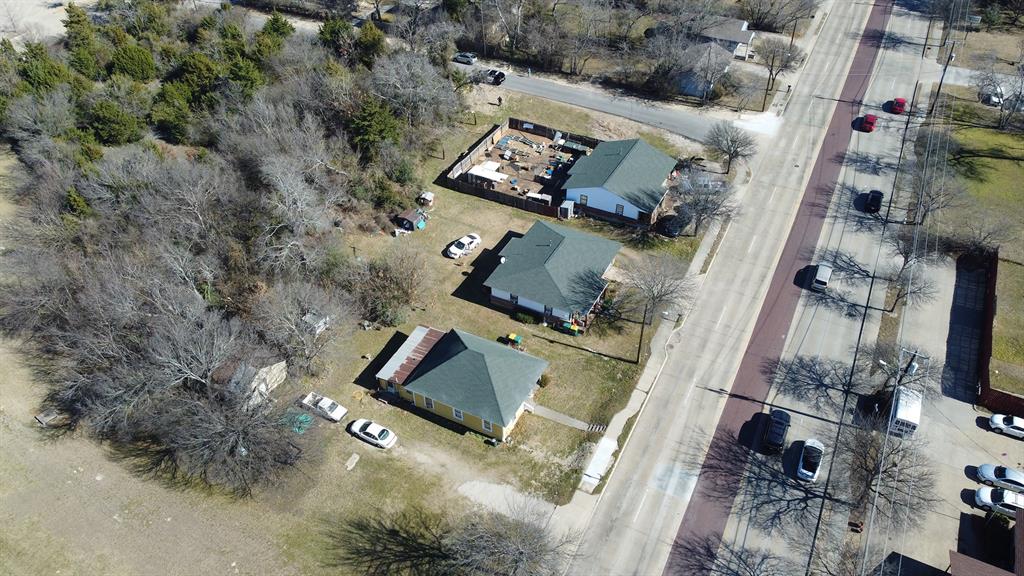 301, 303, 305 W Belt Line Road Property Photo 5