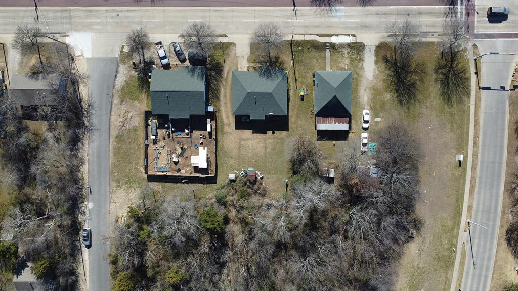 301, 303, 305 W Belt Line Road Property Photo 6