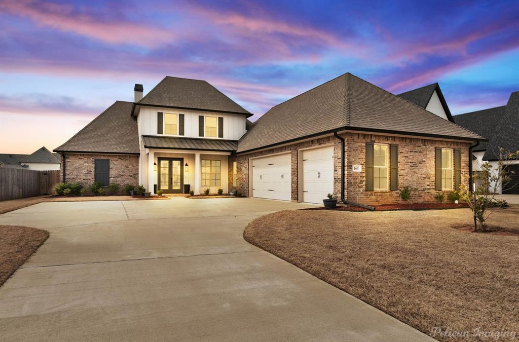 163 N Canal Drive Property Photo 1