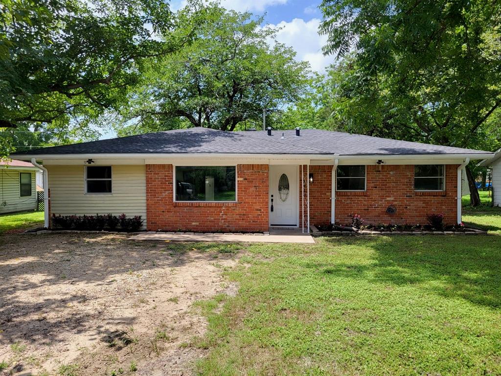 2410 W Collin Street Property Photo 1