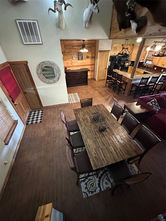 572 Oak Point Drive Property Photo 4