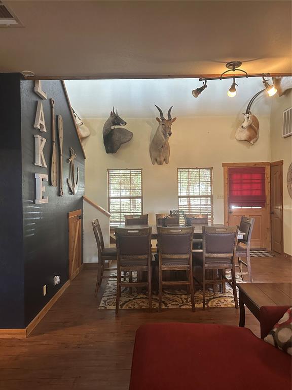 572 Oak Point Drive Property Photo 9