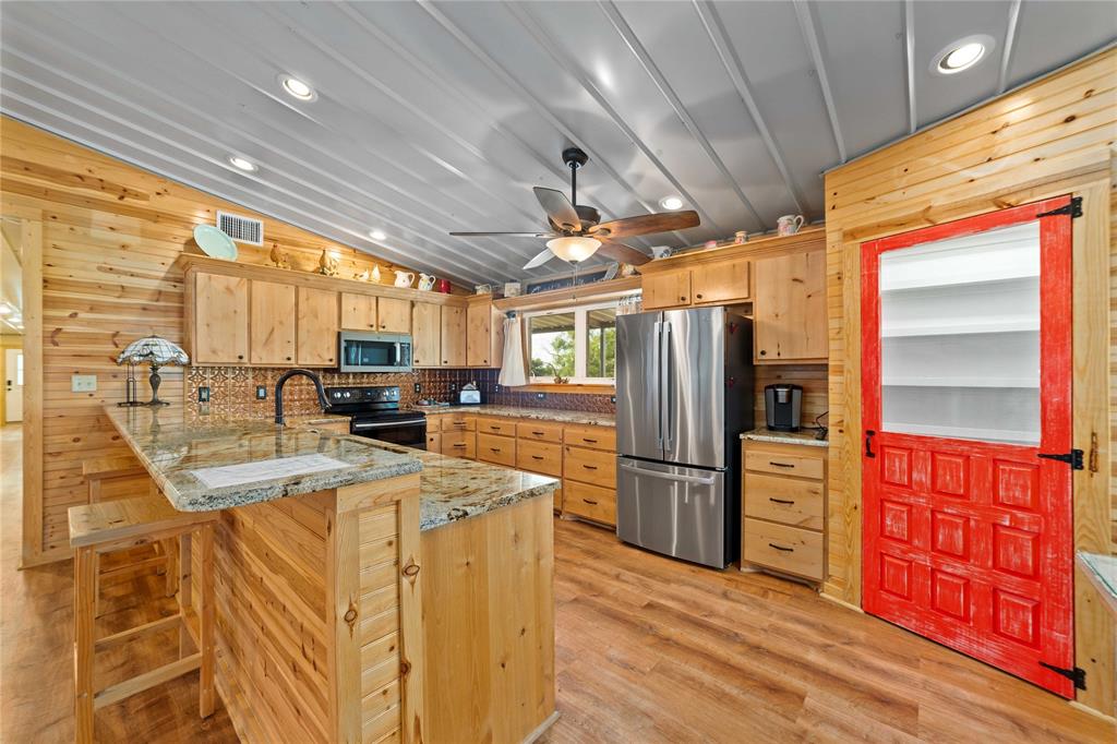 970 County Road 256 Property Photo 13