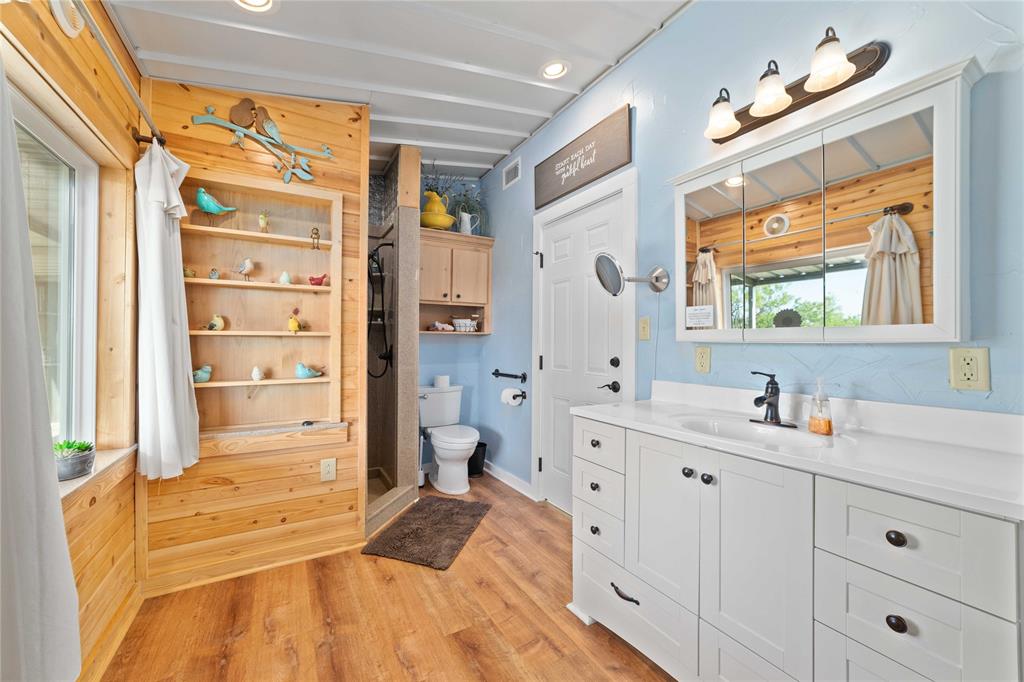 970 County Road 256 Property Photo 21