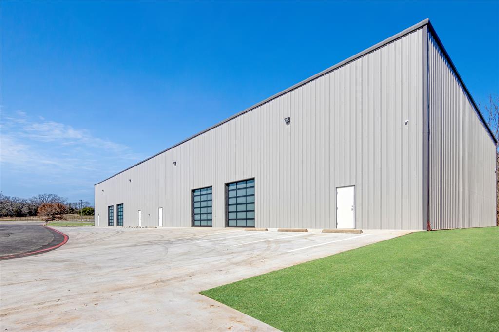4000 Texoma Parkway 2 Property Photo 2