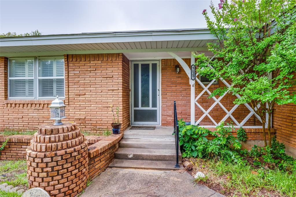 3629 Vancouver Drive Property Photo 1