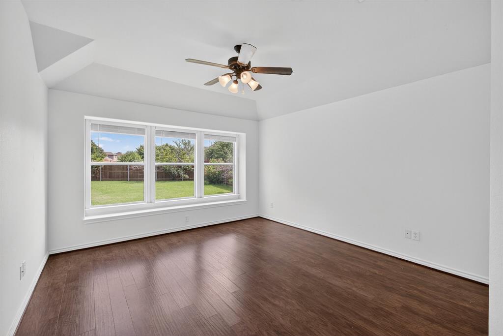 5724 Brookside Drive Property Photo 12