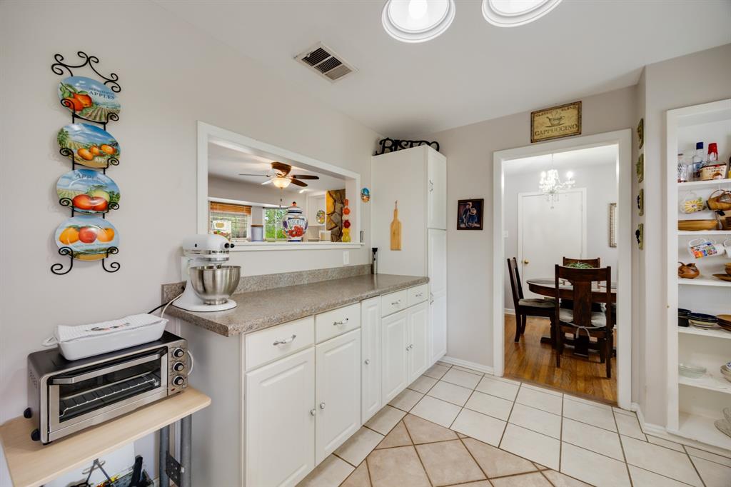 702 Nash Street Property Photo 15