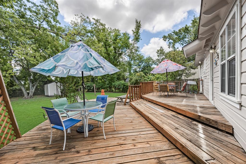 702 Nash Street Property Photo 22