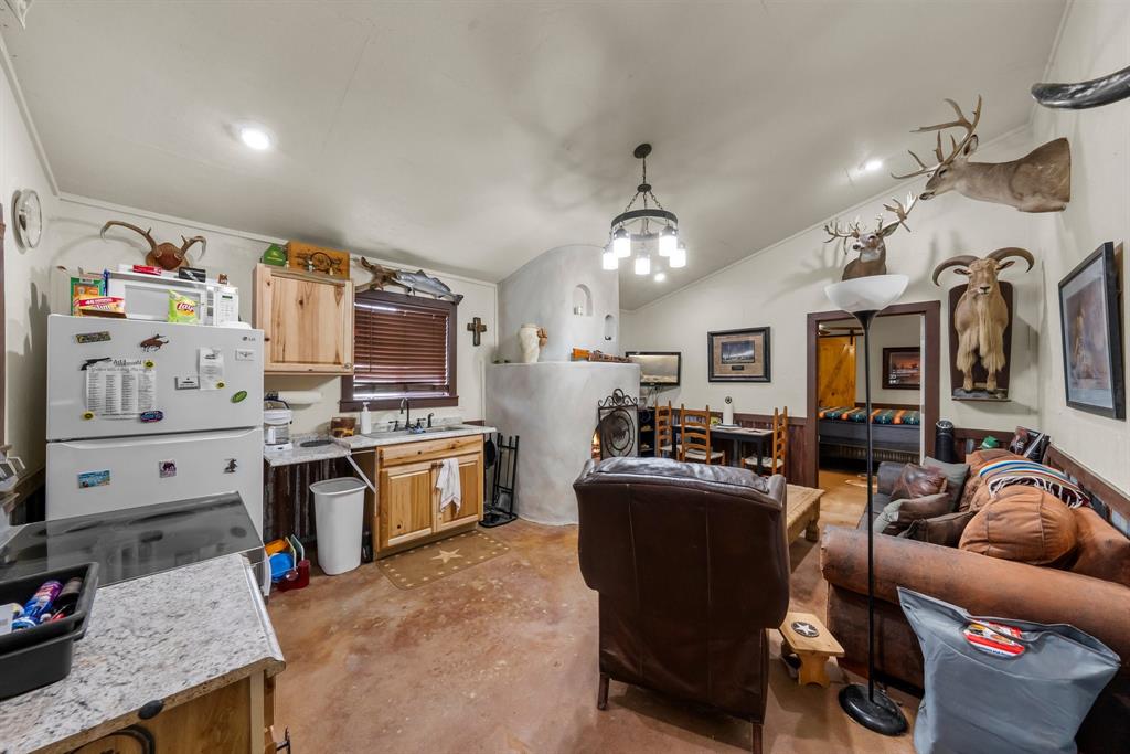 101 Starhorn Road Property Photo 8