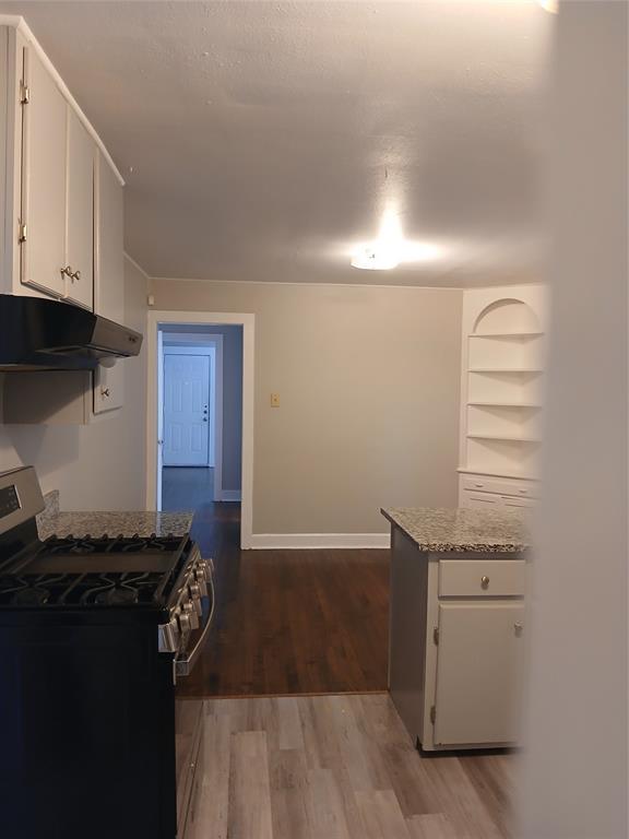 319 W Clarendon Drive Property Photo 14