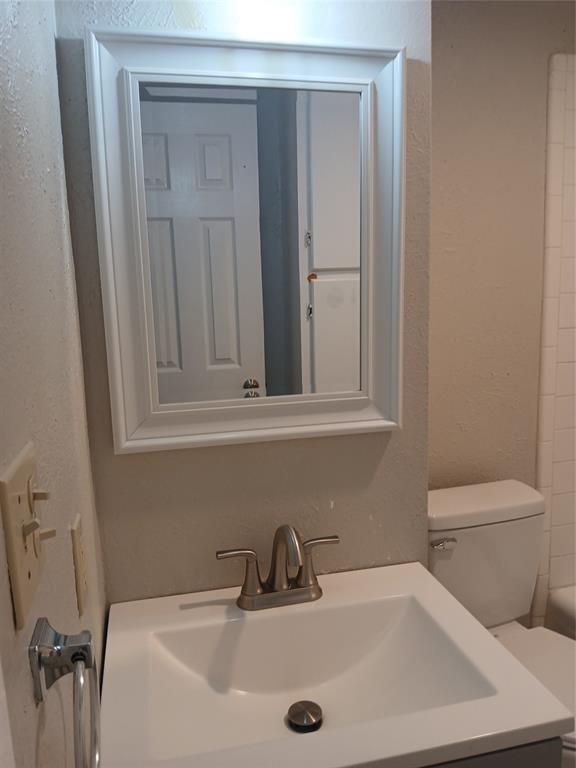319 W Clarendon Drive Property Photo 32