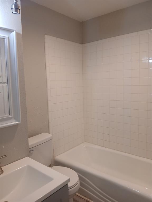 319 W Clarendon Drive Property Photo 33