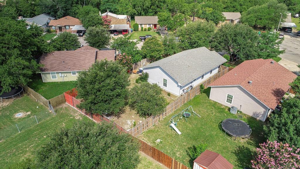 1011 Reed Road Property Photo 22