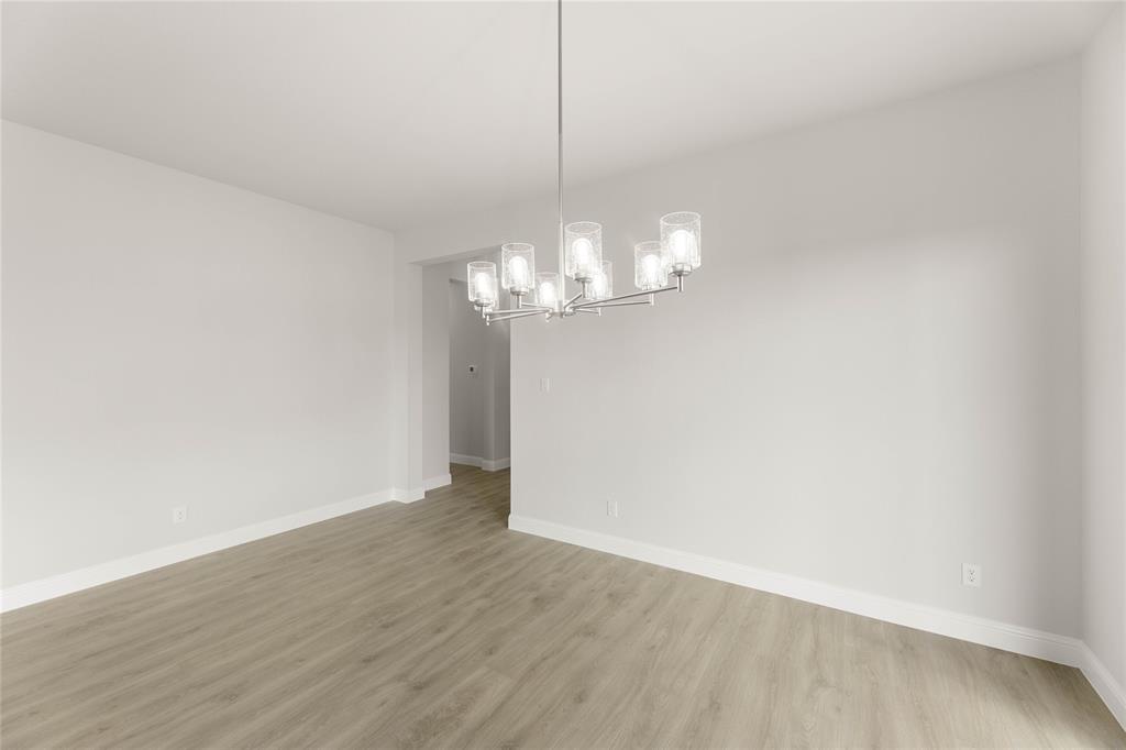 132 Evanston Court Property Photo 19