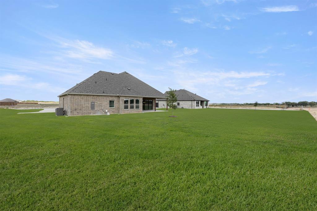 132 Evanston Court Property Photo 40