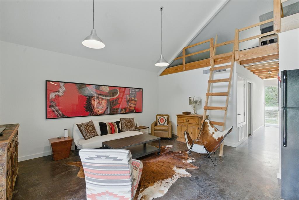 5326 Lakeshore Drive Property Photo 5