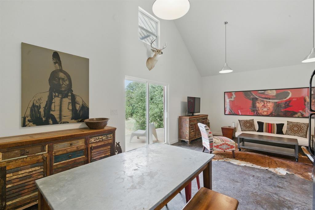 5326 Lakeshore Drive Property Photo 9