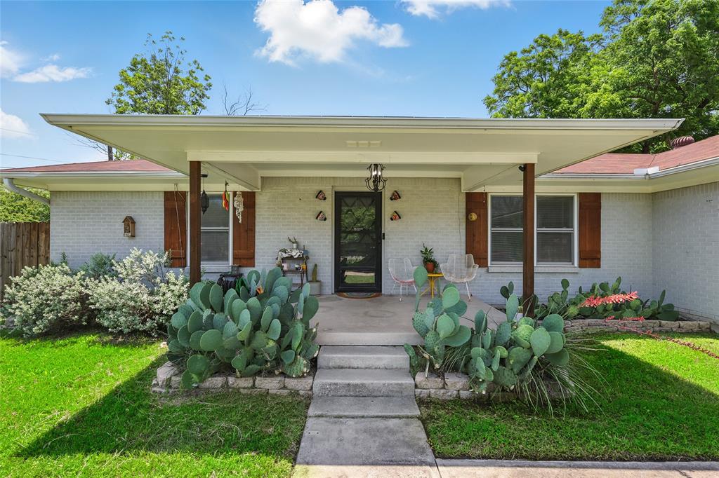 209 Walnut Street Property Photo 1