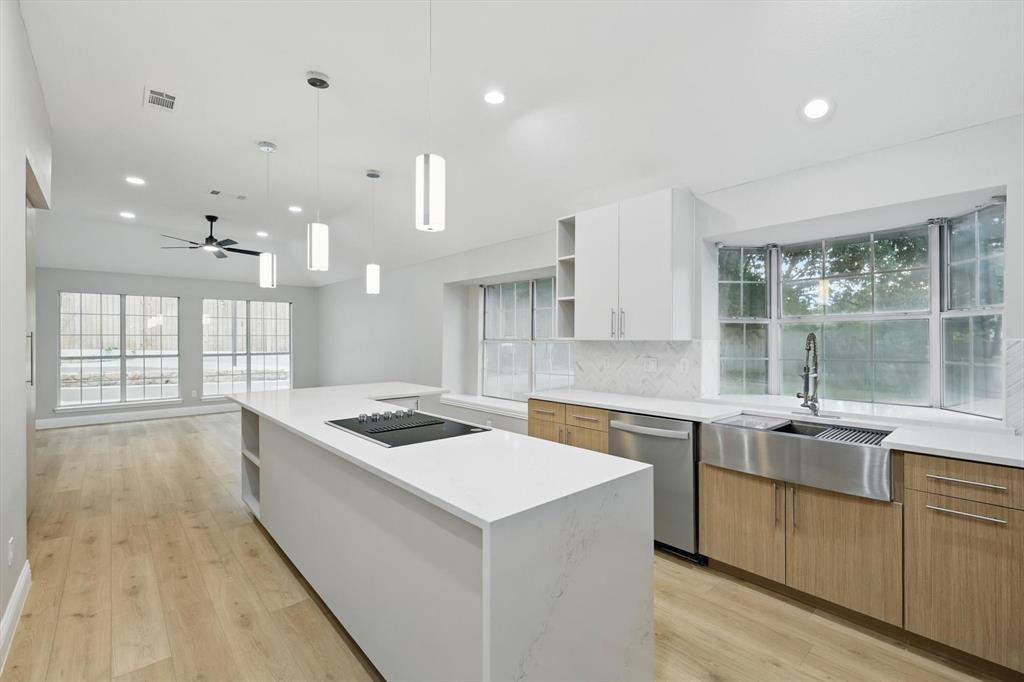 8558 Twisted Oaks Court Property Photo 1