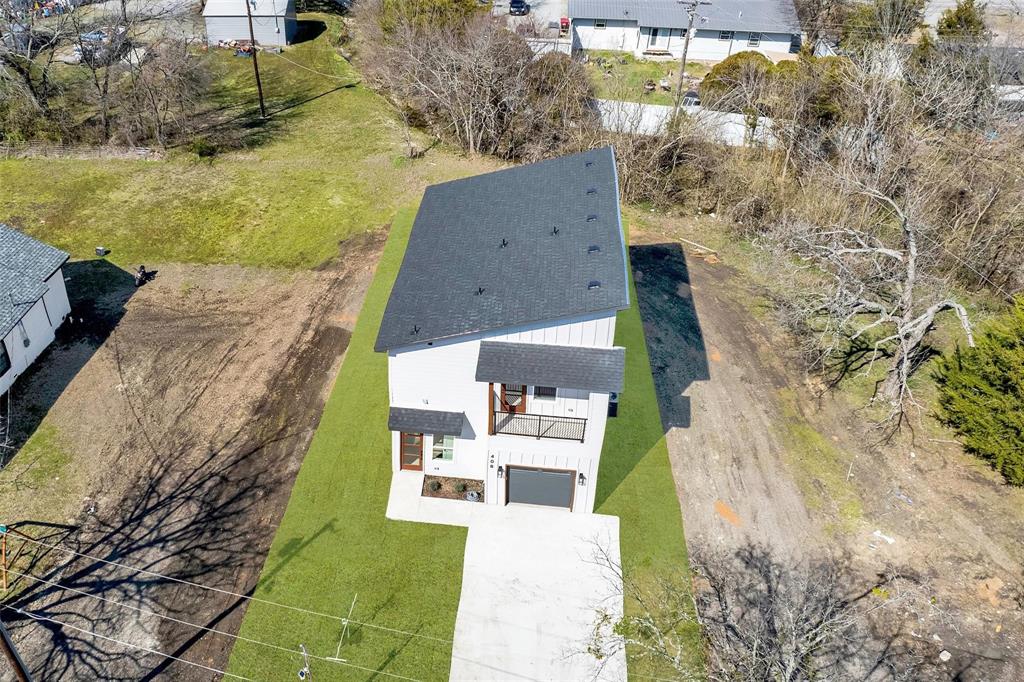 408 Grayson Property Photo 1