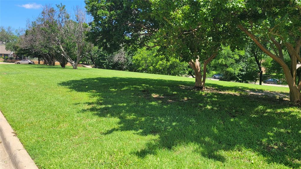 5021 Buttonwood Lane Property Photo 15