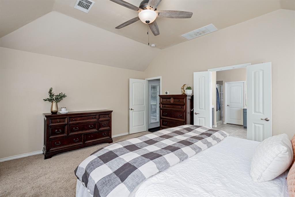 1102 Nuehoff Circle Property Photo 19