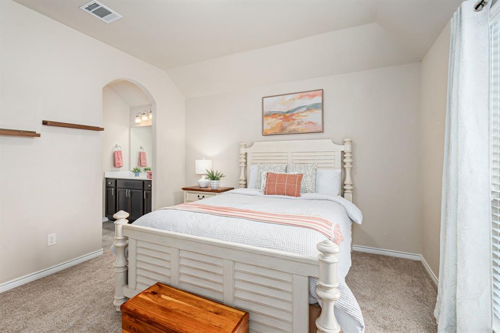 1102 Nuehoff Circle Property Photo 22
