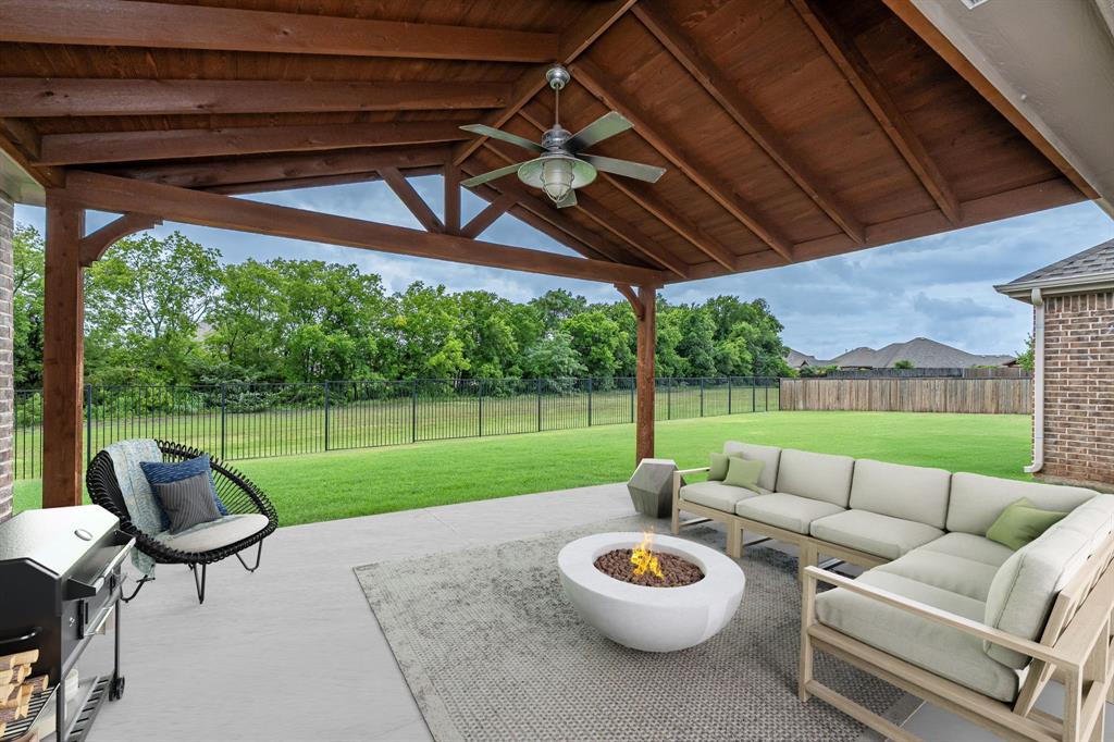 1102 Nuehoff Circle Property Photo 27