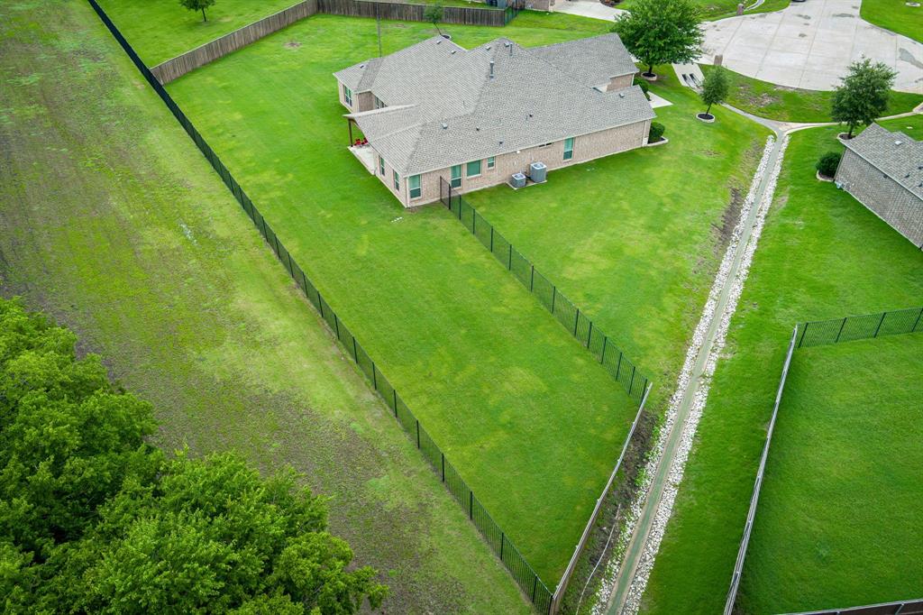 1102 Nuehoff Circle Property Photo 29