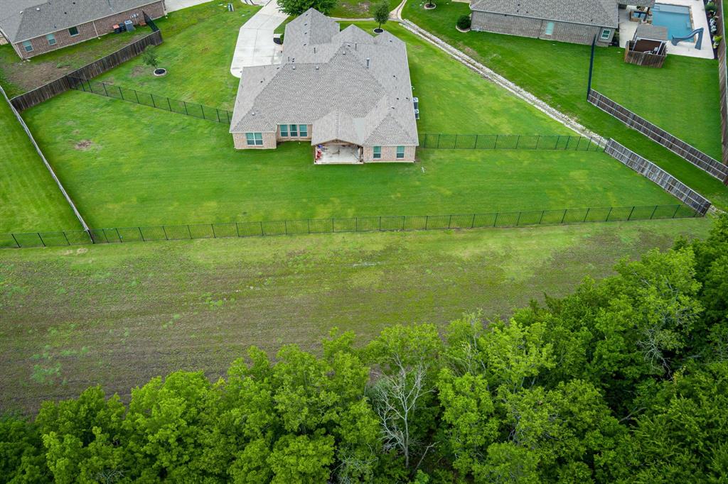 1102 Nuehoff Circle Property Photo 31