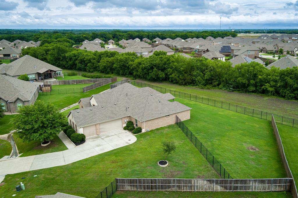 1102 Nuehoff Circle Property Photo 34
