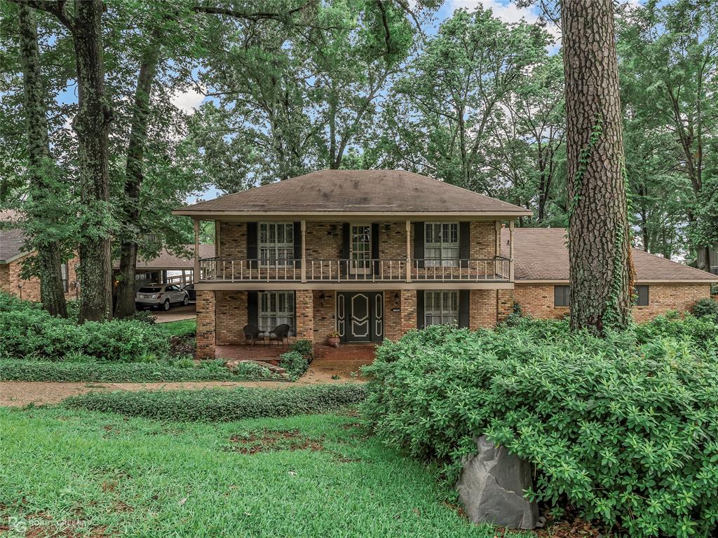 1768 Willow Point Drive Property Photo 1