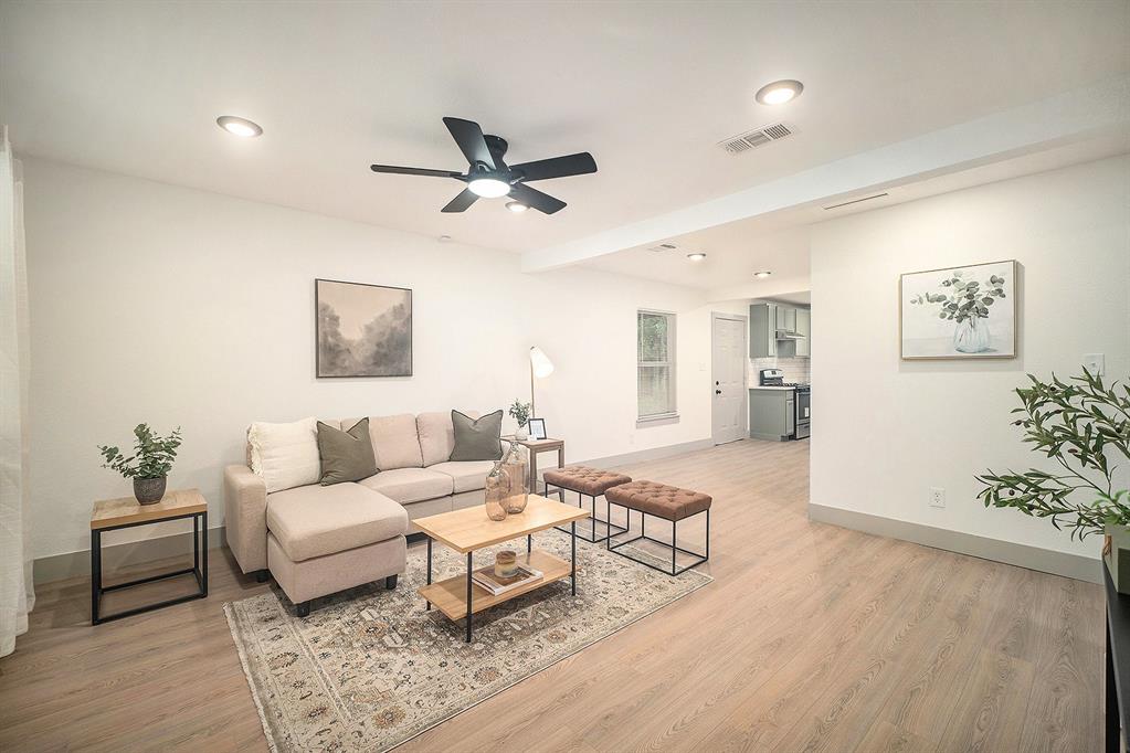 5525 Lester Granger Drive Property Photo 1