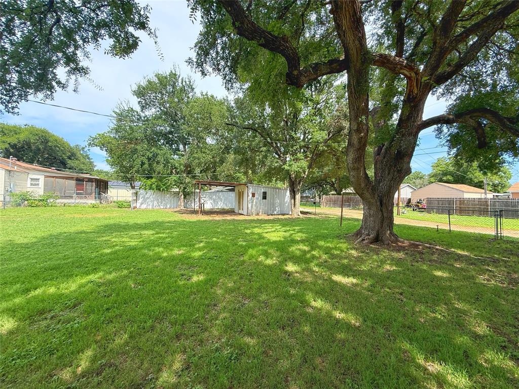 1324 Morningside Avenue Property Photo 6