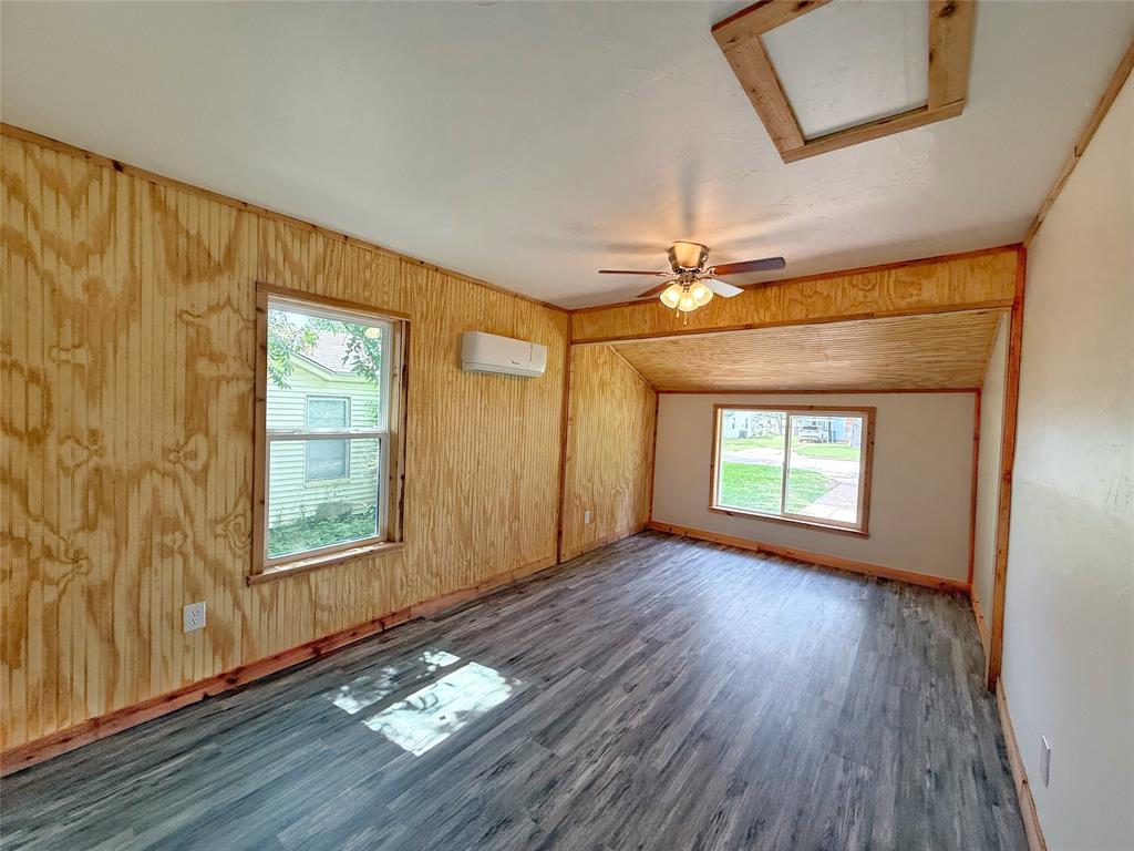 1324 Morningside Avenue Property Photo 17