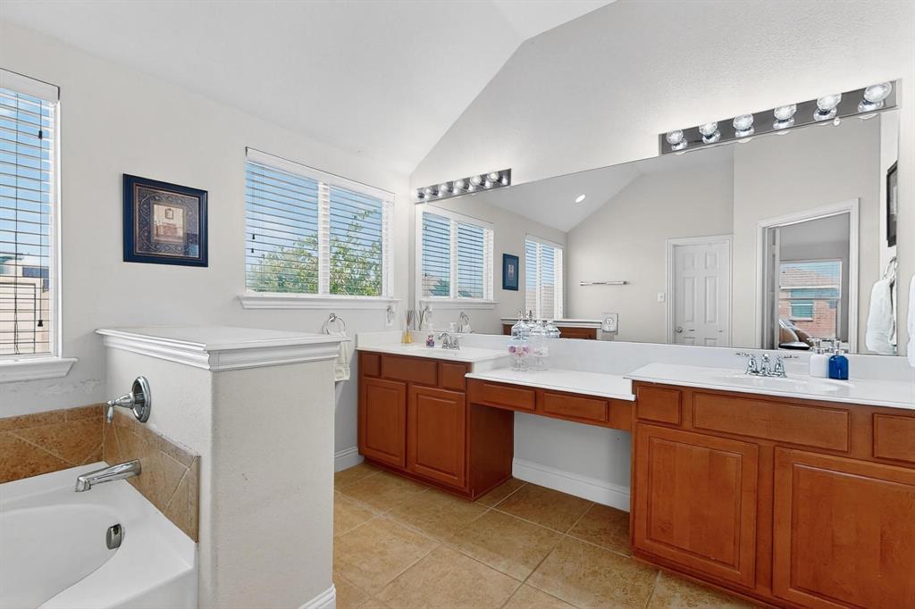 1019 Trickham Drive Property Photo 26
