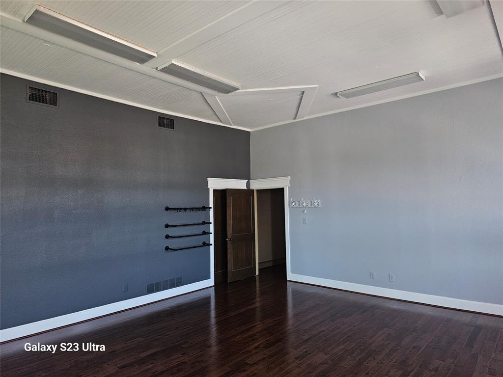 101 S Dallas Street 304 Property Photo 7