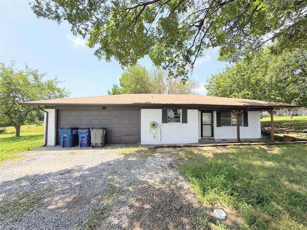 1311 E College Street Property Photo 1