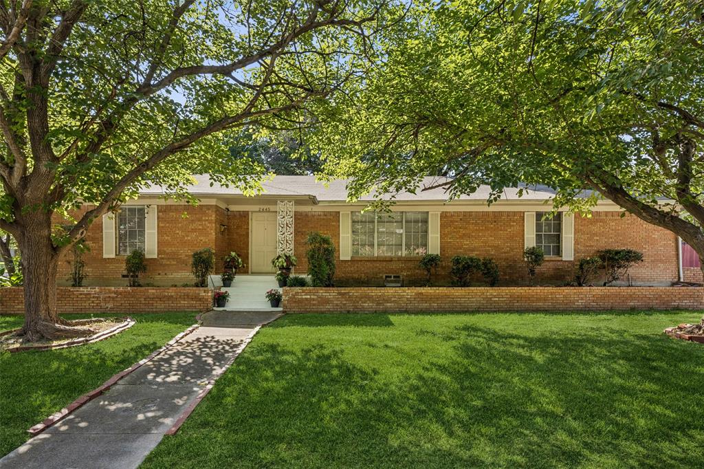 2445 Wildoak Drive Property Photo 1